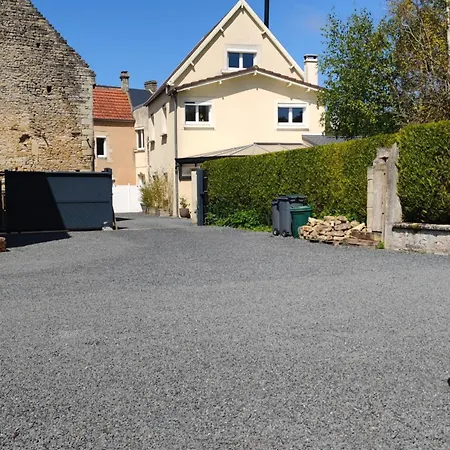 Logement Cosy Parking Prive Situe Au Coeur Du Village Reviers Extérieur photo